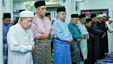 Solat Jumaat di Masjid Al-Abrar, Jalan Semabok