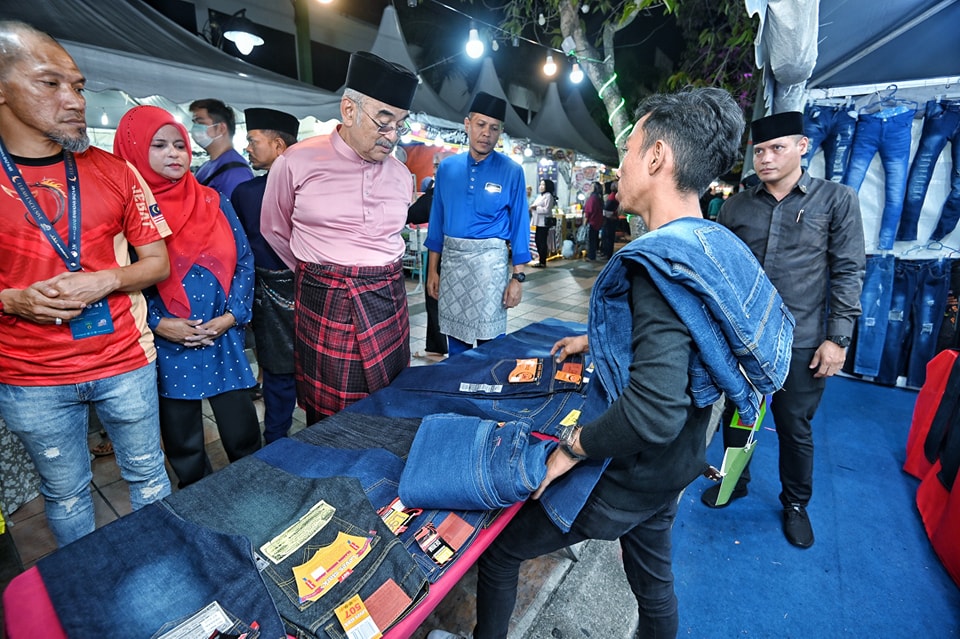 Berkunjung ke Bazar Aidilfitri di Jalan Hang Tuah Melaka 10