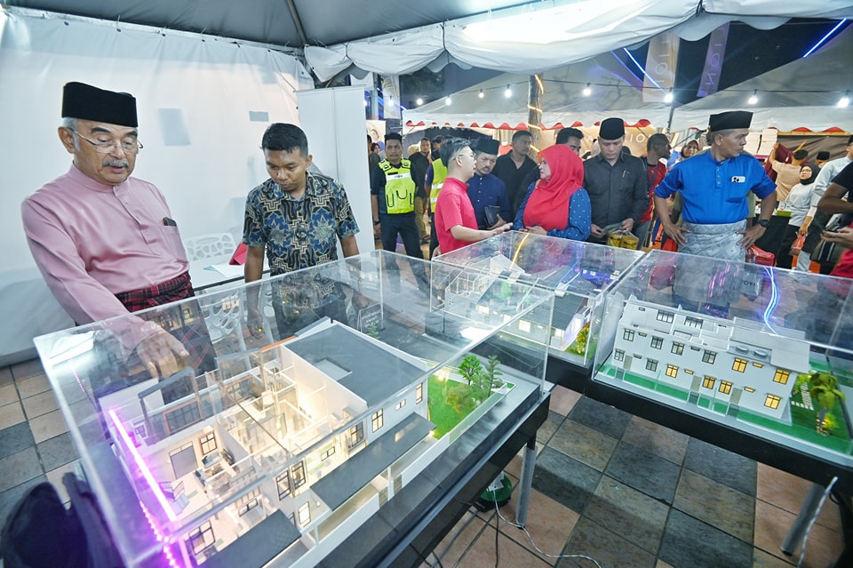 Berkunjung ke Bazar Aidilfitri di Jalan Hang Tuah Melaka 19