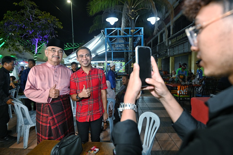 Berkunjung ke Bazar Aidilfitri di Jalan Hang Tuah Melaka 3