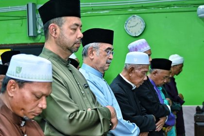Solat Jumaat di Masjid Khalid Al Walid, Ayer Pasir Machap, Durian Tunggal