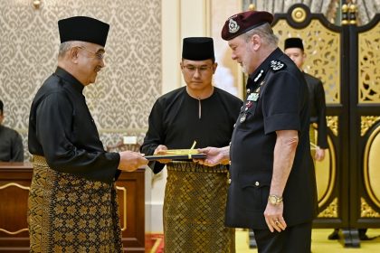 Istiadat Pengurniaan Surat Cara Pelantikan kepada Tuan Yang Terutama Yang di-Pertua Negeri Melaka