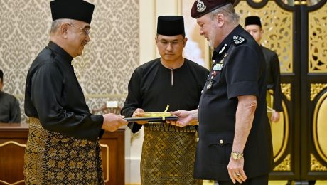 Istiadat Pengurniaan Surat Cara Pelantikan kepada Tuan Yang Terutama Yang di-Pertua Negeri Melaka