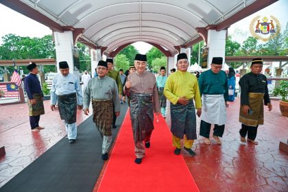 Majlis Bacaan Yasin dan Doa Kesyukuran Sempena Ulang Tahun Kelahiran ke-75 di Masjid Selat Melaka1