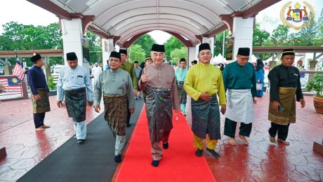 Majlis Bacaan Yasin dan Doa Kesyukuran Sempena Ulang Tahun Kelahiran ke-75 di Masjid Selat Melaka1