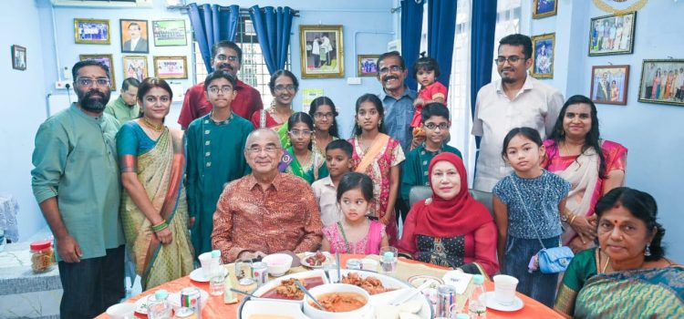 BERKUNJUNG KE RUMAH TERBUKA DEEPAVALI3