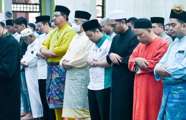 Solat Jumaat di Masjid Al-Azim, Masjid Negeri Melaka