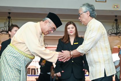 Santapan tengahari bersama Kebawah Duli Paduka Baginda Sultan Pahang