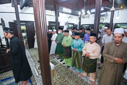 Solat Jumaat di Masjid Al-Hamideen, Kampung Bukit Cina