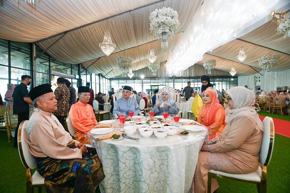 Menghadiri Majlis Perkahwinan di sekitar Melaka 6