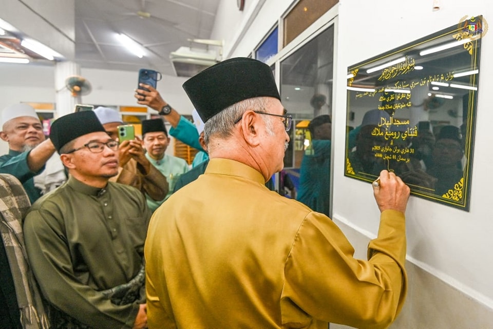 Solat Jumaat di Masjid Al-Hilal, Pantai Rombang, Tanjung Kling 2