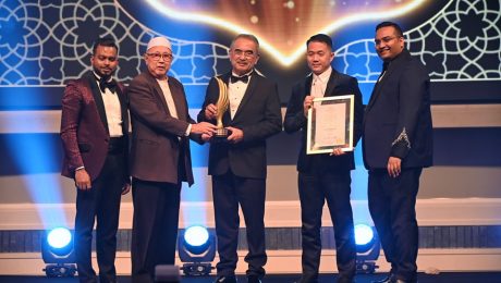 Majlis Anugerah World MuslimPreneur Awards di The St. Regis Hotel, Kuala Lumpur.