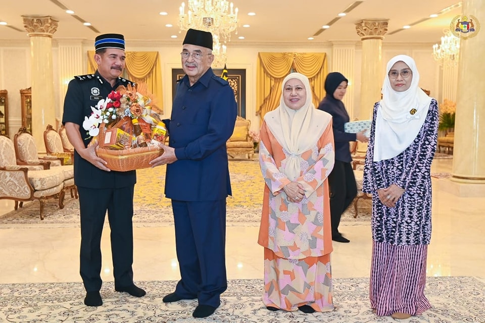 Kunjungan Hormat Perpisahan daripada YDH SAC Datuk Md Nazri bin Zawawi 2