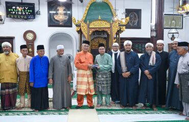 Solat Isyak dan Terawih di Masjid Kampung Hulu, Melaka