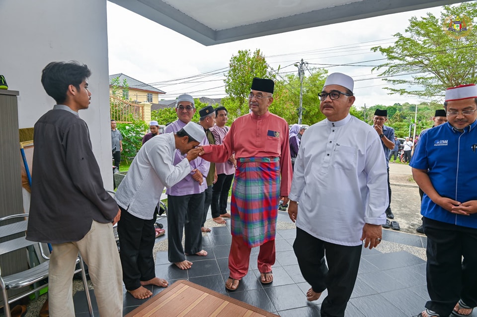 Penghormatan terakhir kepada pegawai Universiti Teknikal Malaysia Melaka (UTeM) 2