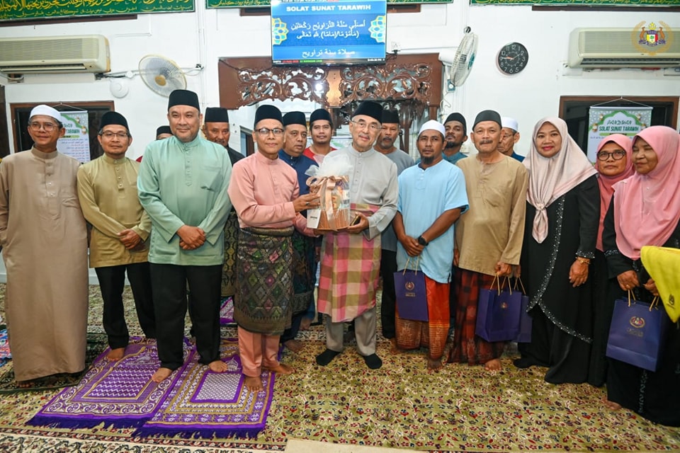 Majlis Berbuka Puasa dan Tarawih bersama Masyarakat DUN Ayer Limau 4