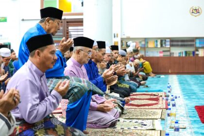 3-22 Solat Isyak dan Terawih di Masjid 'Ibadur Rahman Tangga Batu Kechil, Melaka