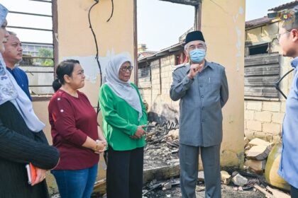 Menyantuni Cik Juhaida Jamari, Jurugambar Pusat Sumber, Jabatan Ketua Menteri Melaka