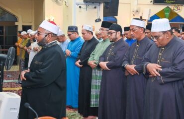 Solat Isyak dan Terawih di Masjid Sayyidina Ali, Bukit Katil, Melaka