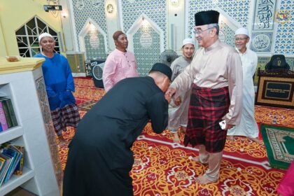 3-8 Solat Isyak dan Terawih di Masjid Raudhatul Jannah, Bukit Katil, Melaka