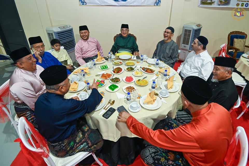 Majlis Berbuka Puasa Bersama Sekretariat Dunia Melayu Dunia Islam (DMDI) 2