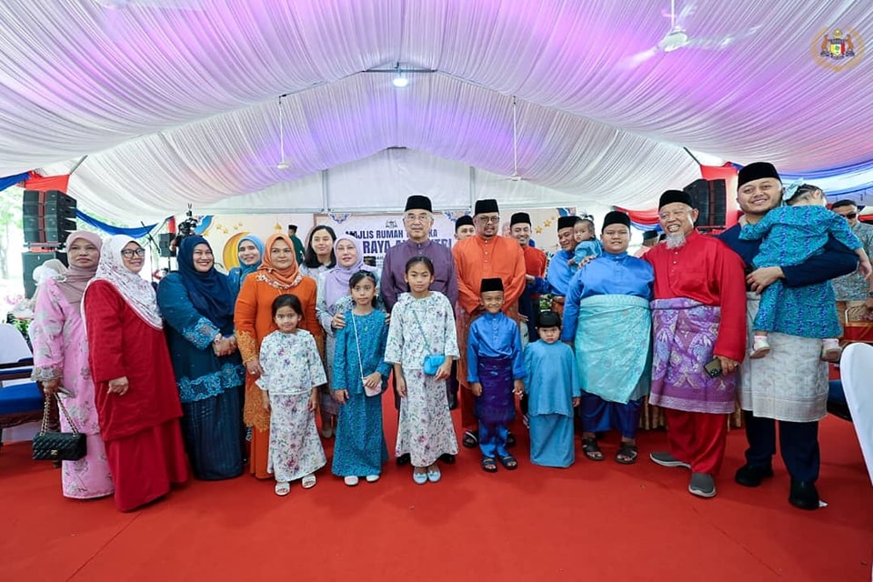 Majlis Rumah Terbuka Hari Raya Aidilfitri YB. Datuk Rais bin Datuk Wira Yasin 1