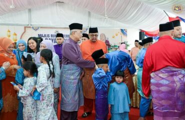 Majlis Rumah Terbuka Hari Raya Aidilfitri YB. Datuk Rais bin Datuk Wira Yasin 4