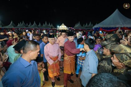tyt 12-4-1 Majlis Rumah Terbuka Hari Raya Aidilfitri YB. Datuk Dr. Muhamad Akmal Saleh 1