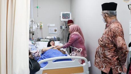 Menziarahi Puan Hajah Zalina binti Abu Zahar 1