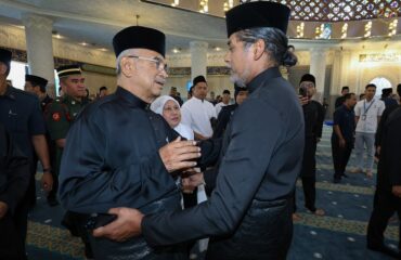 Istiadat Pengebumian Negara bagi Penghormatan Terakhir kepada Allahyarham Tun Abdullah bin Haji Ahmad Badawi 1