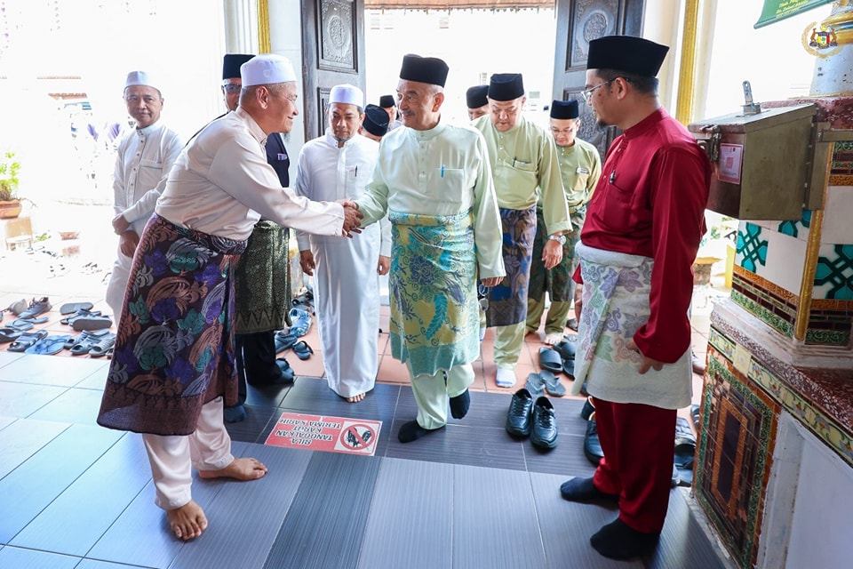 Solat Jumaat di Masjid Tengkera 1