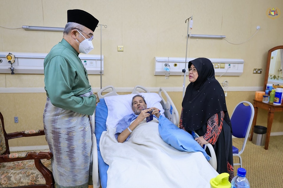 Solat Jumaat di Masjid Tun Syed Ahmad Al Haj, Kampung Bukit Beruang 2