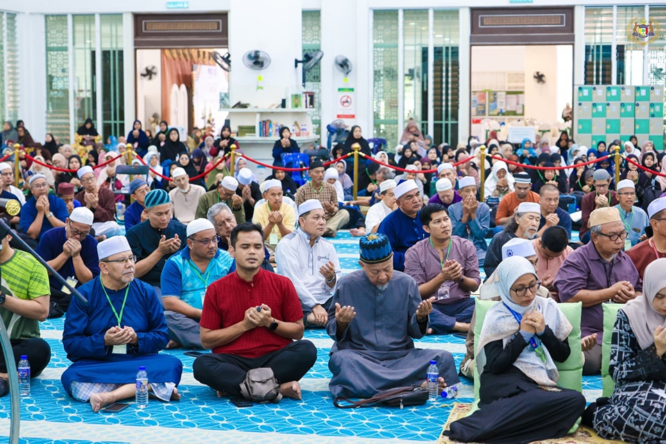 Perasmian Kursus Perdana Haji 1446H/2025M di Masjid Sayyidina Abu Bakar UTeM 1