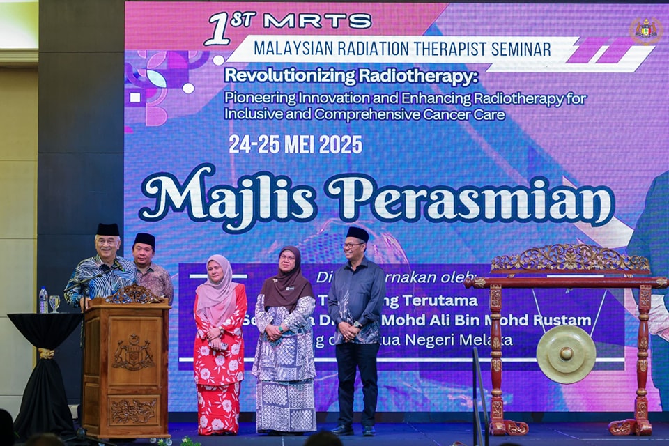 Perasmian 1st Malaysian Radiation Therapist Seminar 1