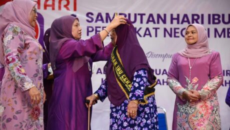 Perasmian Majlis Sambutan Hari Ibu Peringkat Negeri Melaka Tahun 2025 4