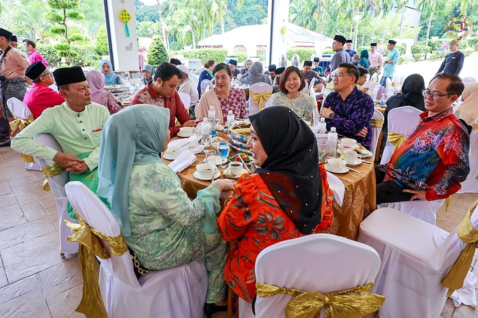 Majlis Hari Raya Aidilfitri bersama YAB Datuk Seri Utama Ab Rauf bin Yusoh 3