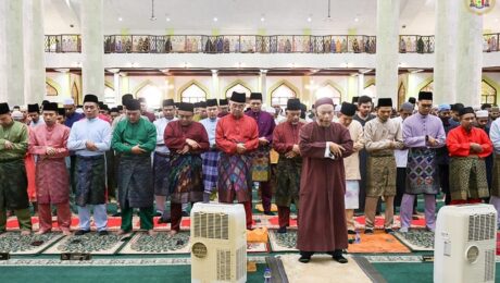 Solat Sunat Hari Aidilfitri Tahun 1446H/2025M di Masjid Al-Azim 1