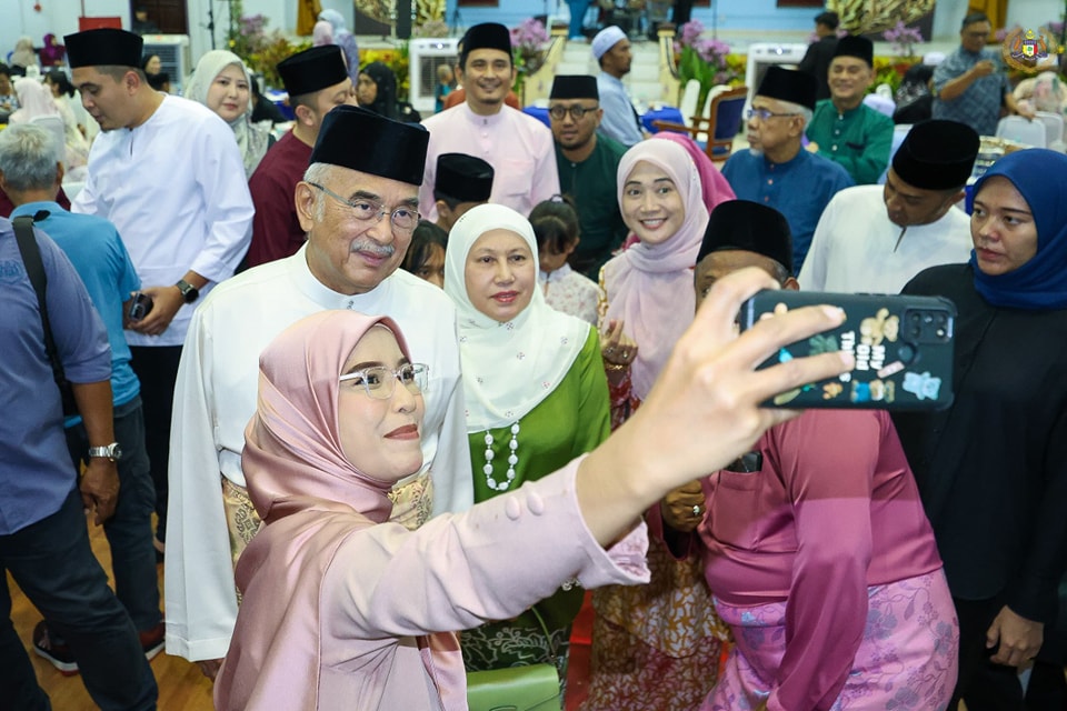 Majlis Rumah Terbuka Hari Raya Aidilfitri YB. Datuk Khaidhirah binti Datuk Seri Abu Zahar 3