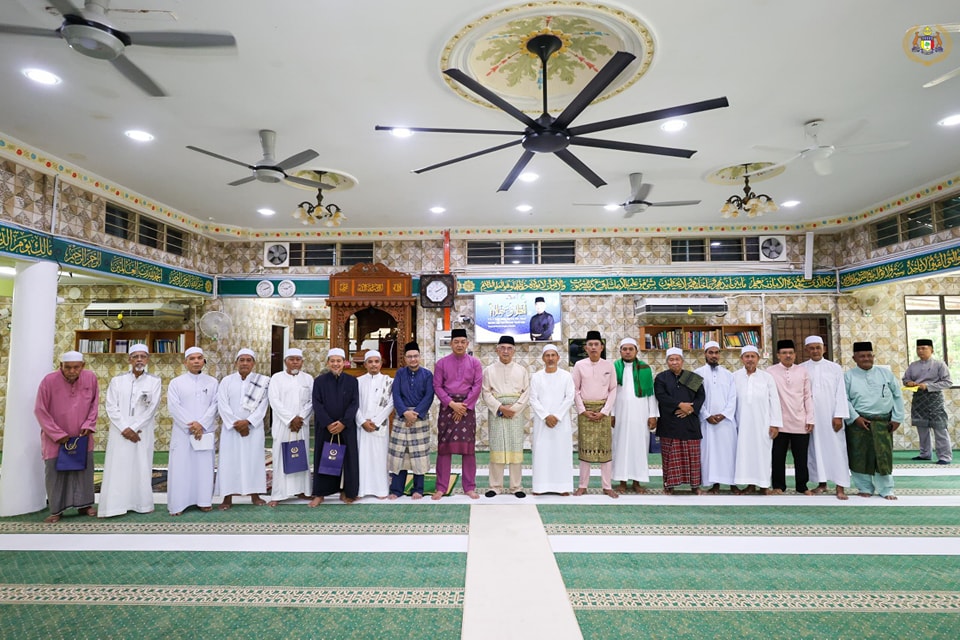 Solat Jumaat di Masjid Al-Wathani, Kampung Bukit Pegoh 4