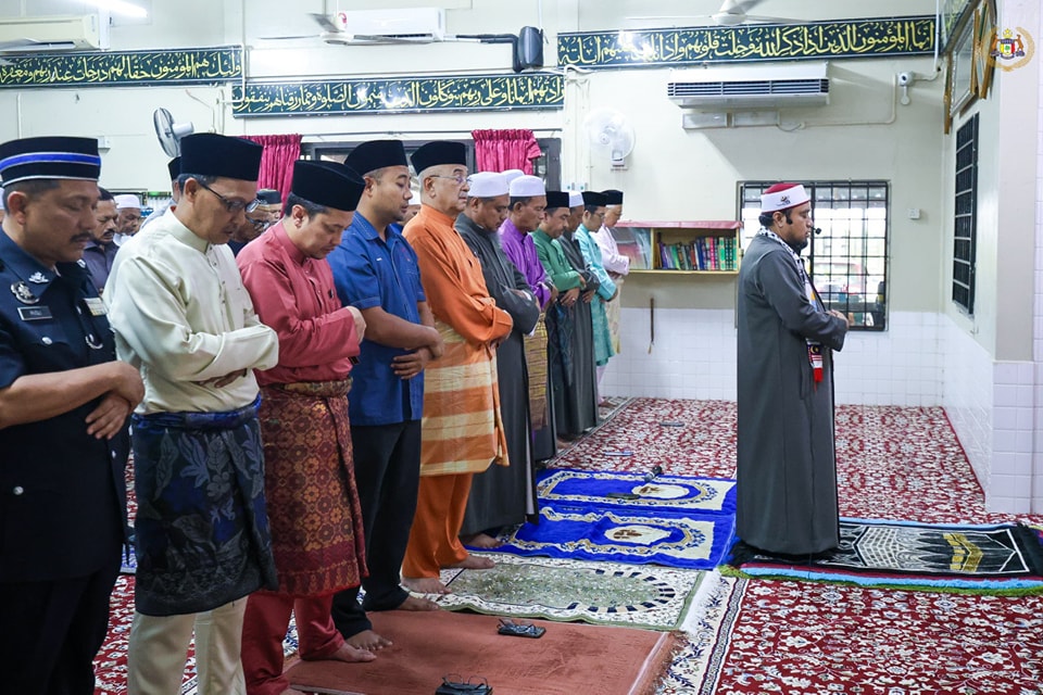 Solat Jumaat di Masjid Al Barakah, Kampung Kesang Luar, Jasin 3