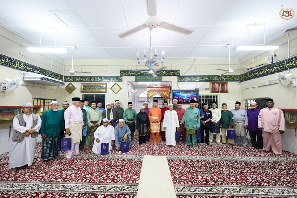 Solat Jumaat di Masjid Al Barakah, Kampung Kesang Luar, Jasin 1
