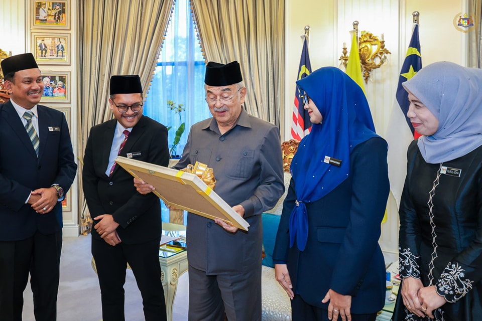 Kunjungan Hormat daripada Encik Mohd Dzulkarnain bin Baharuddin 2