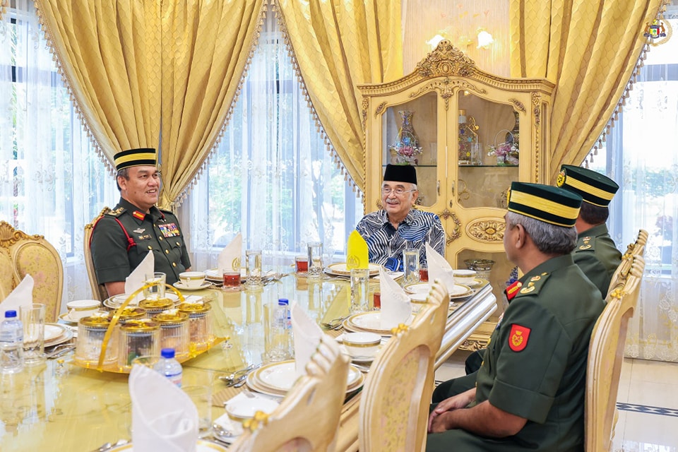Kunjungan Hormat daripada YBhg. Lt. Jen. Dato' (Dr.) Zulkeffeli bin Mat Jusoh 4