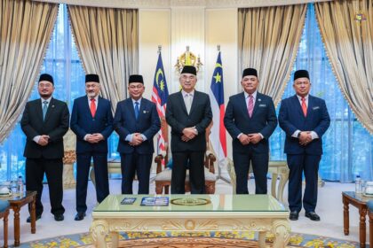 tyt 16-6-2 Kunjungan Hormat daripada YB. Senator Dato' Setia Dr. Haji Mohd Nai'm Haji Mokhtar 2
