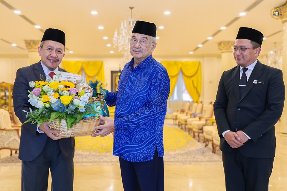Kunjungan Hormat daripada YBrs. Dr. Mohd Hazimin bin Jamaludin dan Encik Ahmad Sazali bin Omar 2