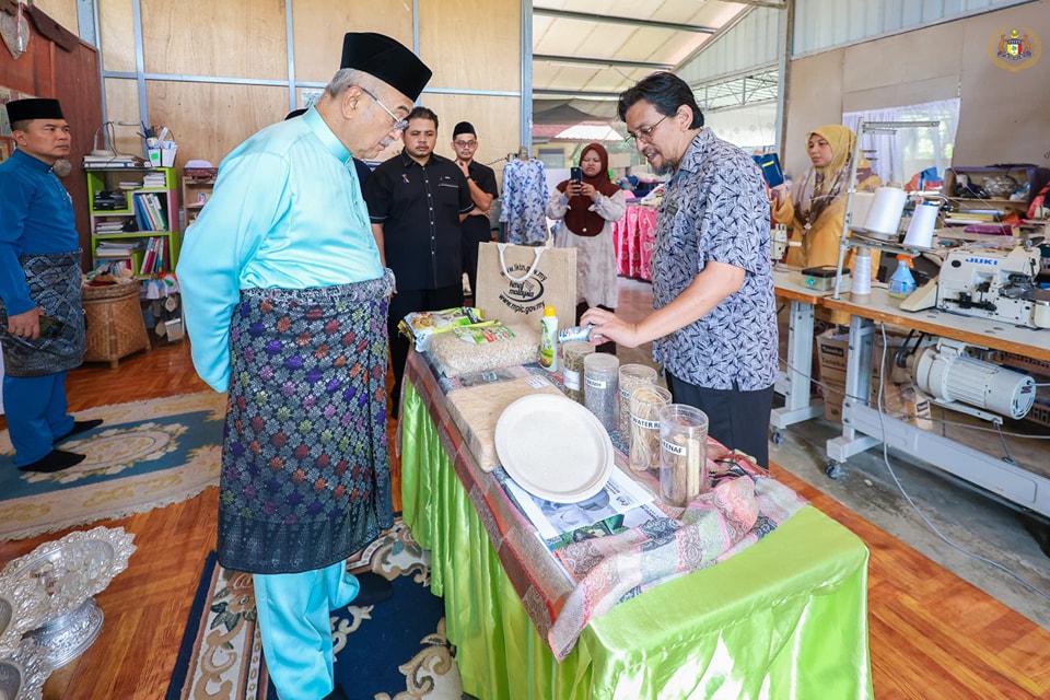Solat Jumaat di Masjid Al-Hidayah, Kampung Chabau, Asahan 5