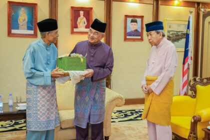 tyt 30-5-8 Majlis Perkahwinan Anak Perempuan YBhg. Tan Sri Dato' Seri Abdul Aziz bin Mohd Yusuf 1