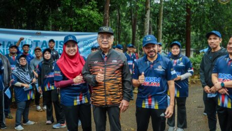 Yang di-Pertua Negeri Melaka hadir ke Program FIT DOSM Zon Selatan dan Larian Santai sempena Kick-Off Hari Statistik Negara 2025 anjuran Jabatan Perangkaan Malaysia, Negeri Melaka