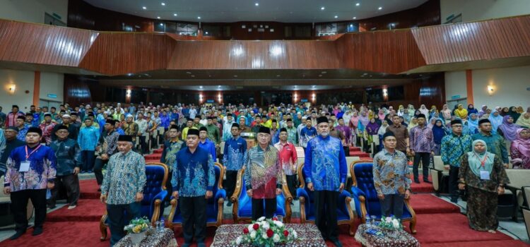 Yang di-Pertua Negeri Melaka menyempurnakan Perasmian Konvensyen Koperasi Kariah Masjid Peringkat Negeri Melaka Tahun 2025 (KOKMA'25)