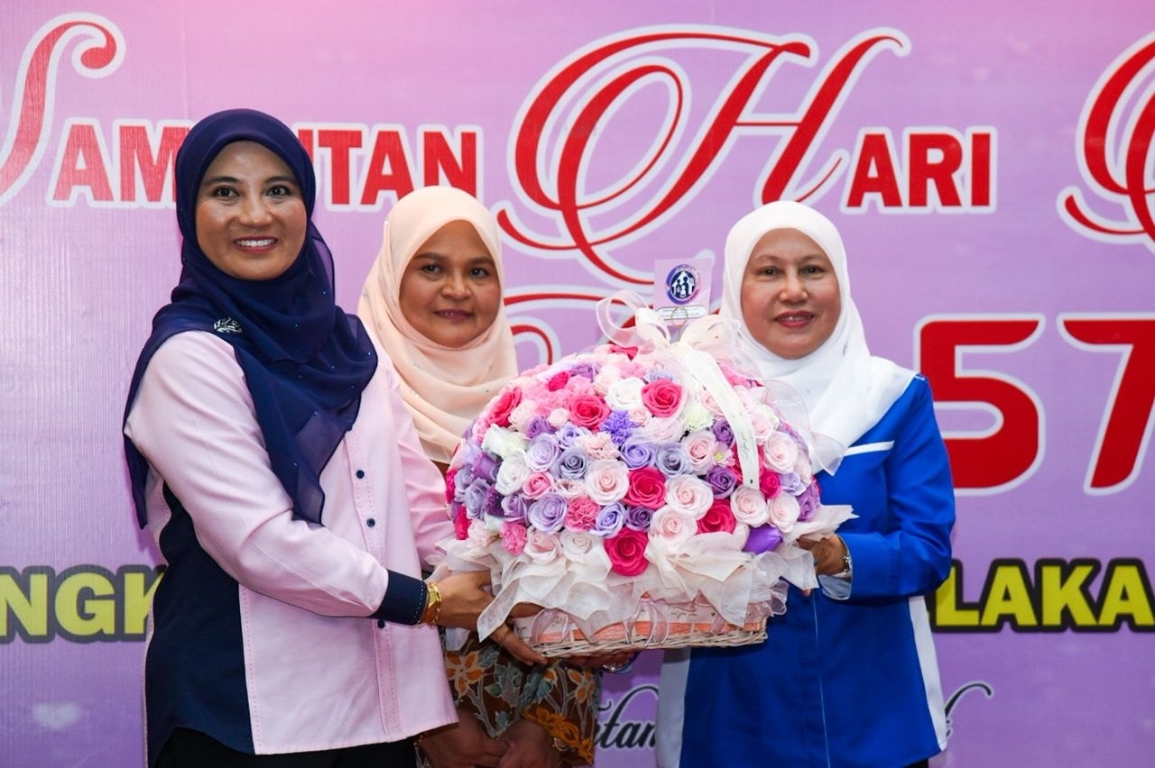 YABhg. Toh Puan Datuk Wira (Dr.) Hajah Asmah binti Ab Rahman hadir ke Majlis Sambutan Hari Persatuan Keluarga Polis (PERKEP) Ke-57